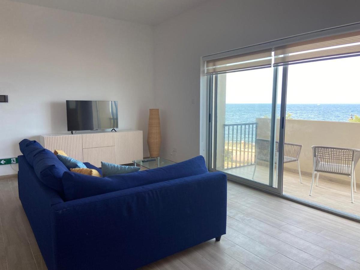 Beachfront Sliema Apartment Bagian luar foto